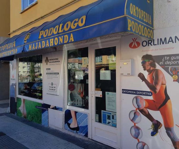 CLINICA COLON. FISIOTERAPIA Y PODOLOGIA fachada